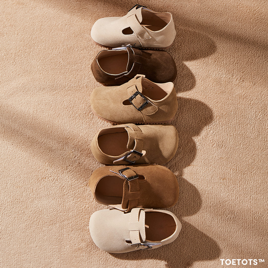 Clover - Buckle Shoes