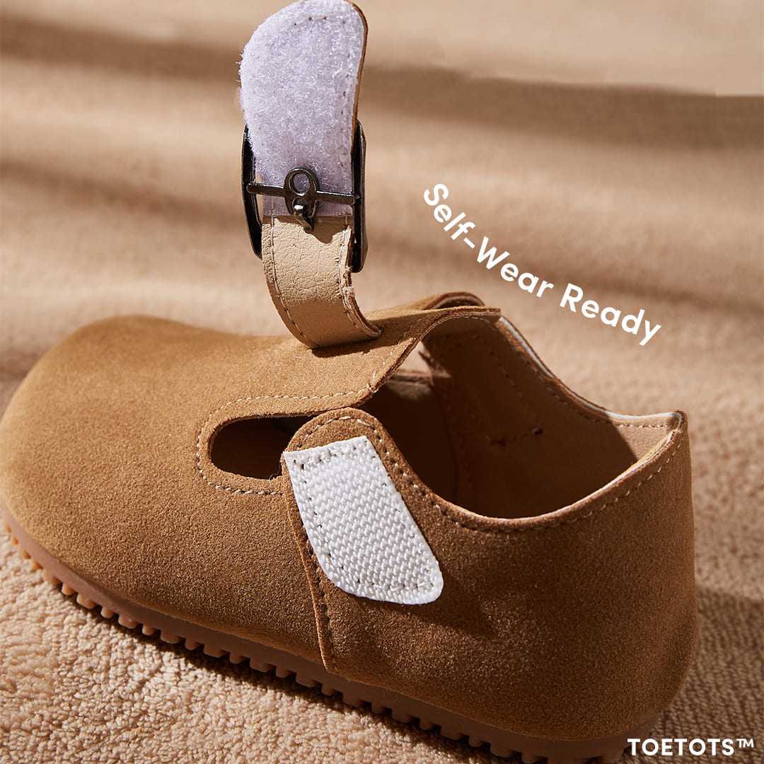 Clover - Buckle Shoes