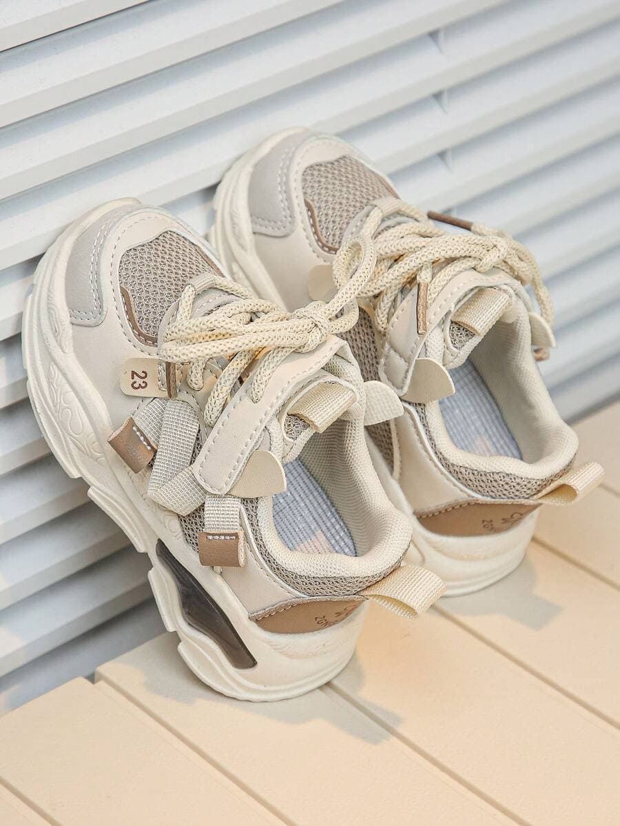 Nova - Baby Sneaker